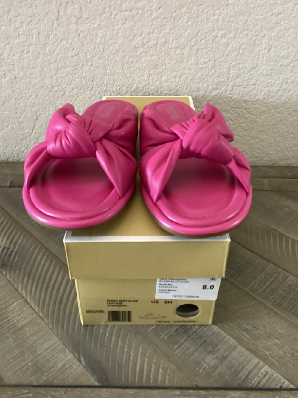 Michael Kors MMK Elena Knotted Slide Sandals, size 8 - Picture 10 of 12